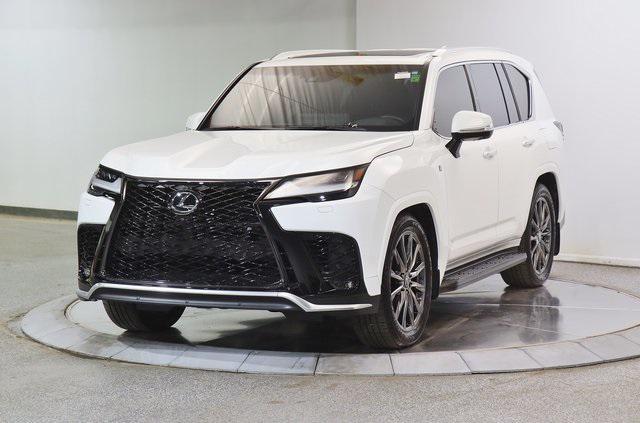 2023 lexus lx 600 base