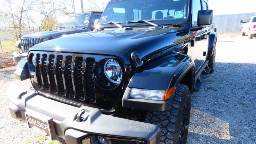 2022 jeep gladiator altitude