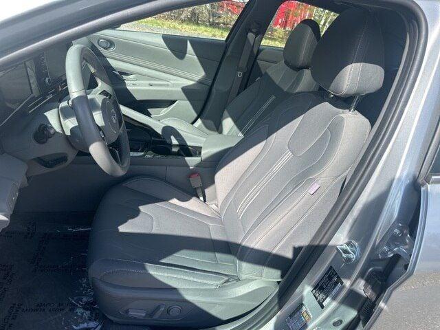 2021 hyundai elantra sel in north hampton, new hampshire