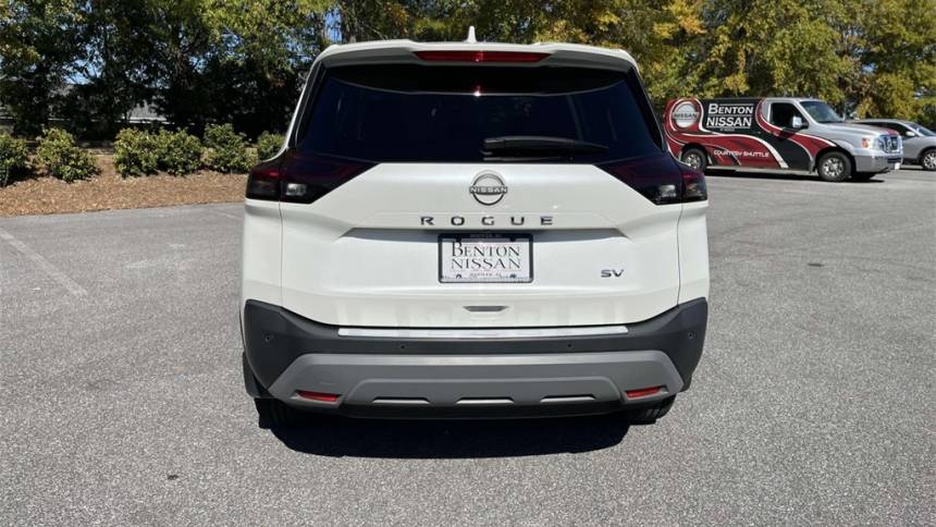 2023 nissan rogue sv