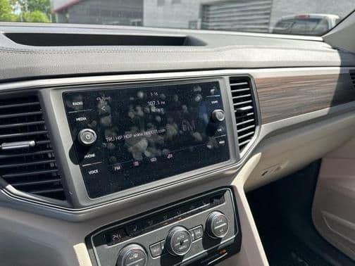 2021 volkswagen atlas 3.6 v6 se w/ technology in memphis, tennessee