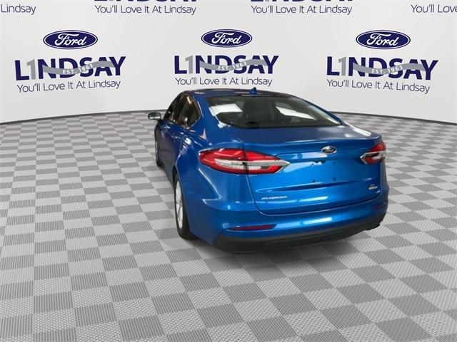 2020 ford fusion se