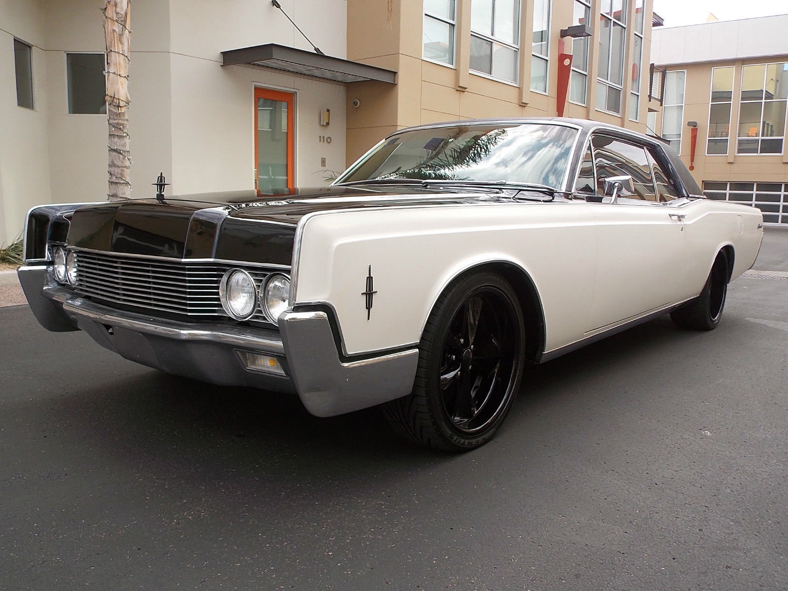1966 lincoln continental base 7.6l
