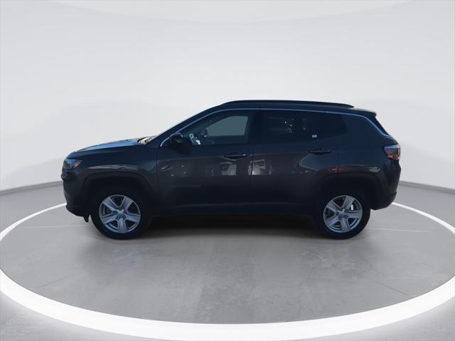 2022 jeep compass latitude