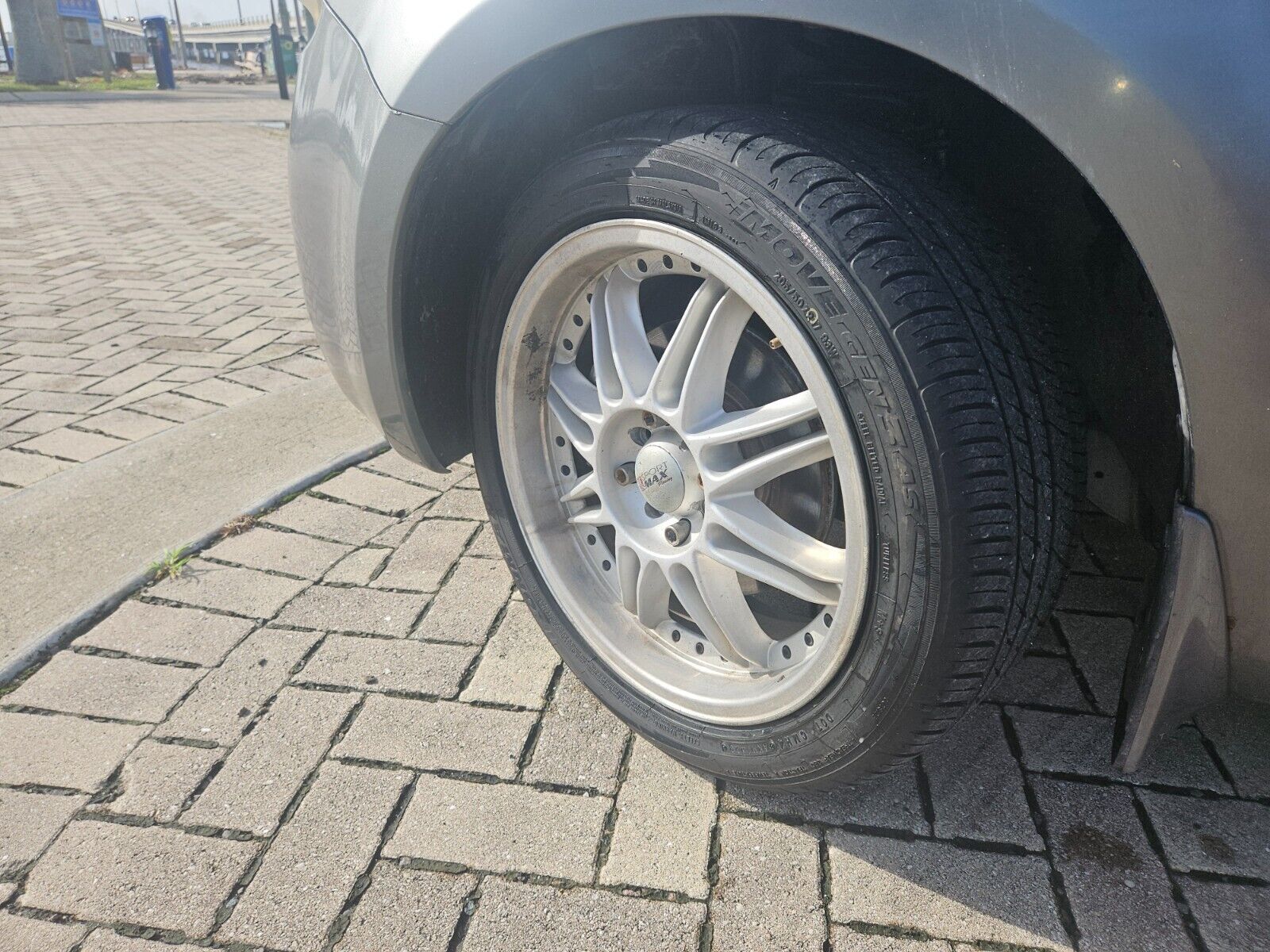 2011 nissan cube base