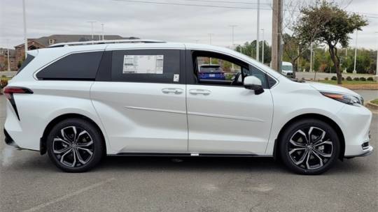 2025 Toyota Sienna