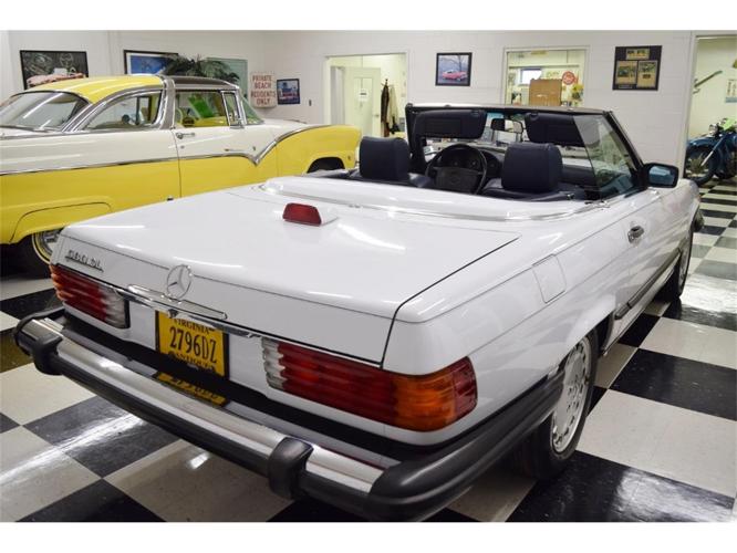 1987 mercedes-benz 560sl in fredericksburg, virginia