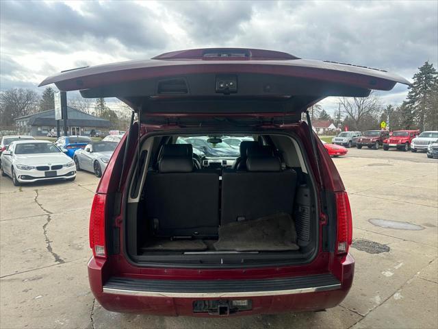 2010 cadillac escalade base