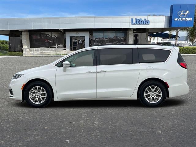 2022 chrysler pacifica touring l