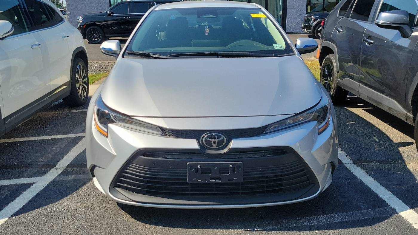 2023 toyota corolla le