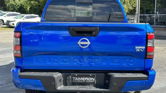 2024 Nissan Navara (Frontier) sv