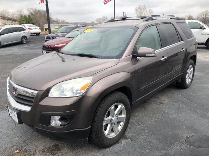 used 2010 saturn outlook 2wd xr wamego, ks 66547 for sale in wamego, kansas