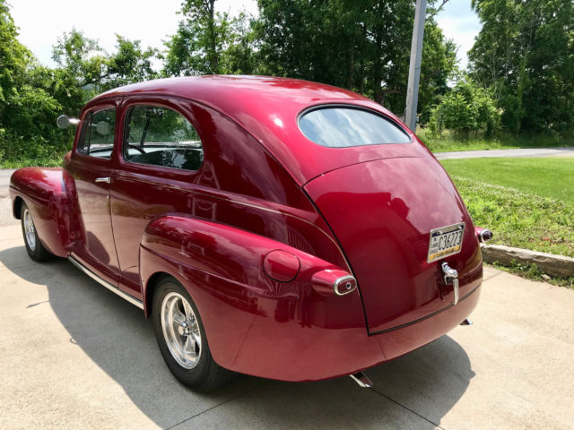 1948 ford 2-door sedan classic custom hot rod cruiser steel body v8 automatic