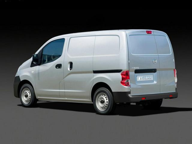2021 nissan nv200 sv