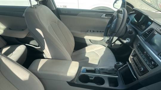 2017 hyundai sonata se