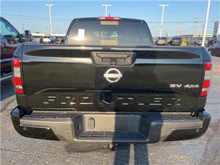 2023 Nissan Navara (Frontier) s