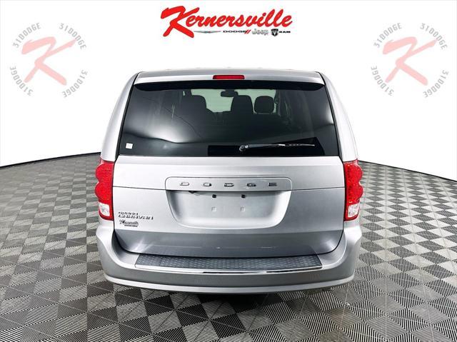 2019 dodge grand caravan se