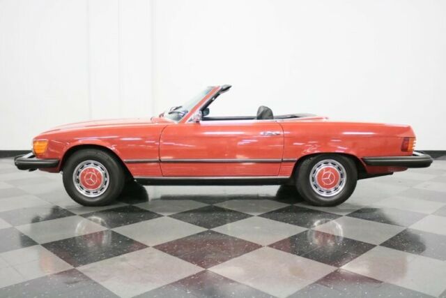 very clean survivor w/ only 47k actual miles, cold a/c, runs/drives great! nice!