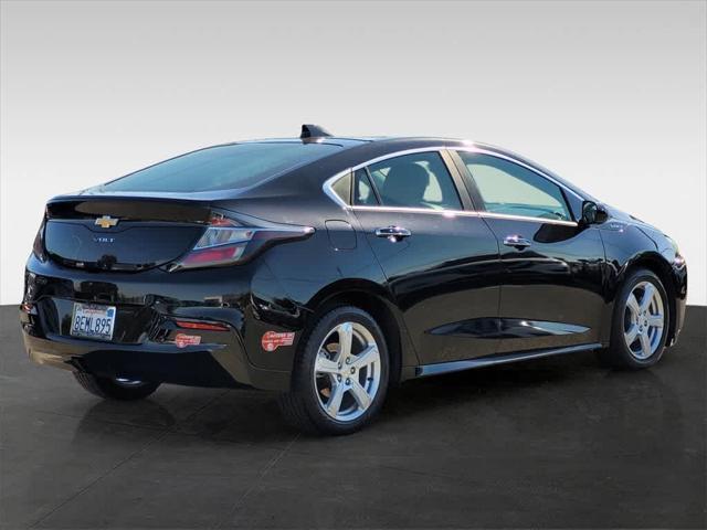 2018 chevrolet volt lt