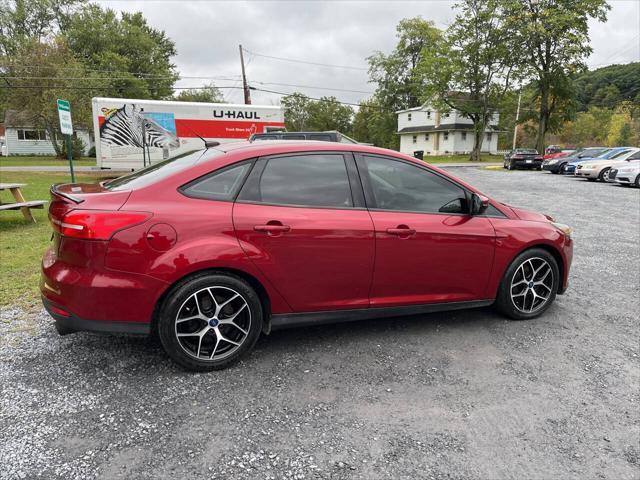 2017 ford focus sel