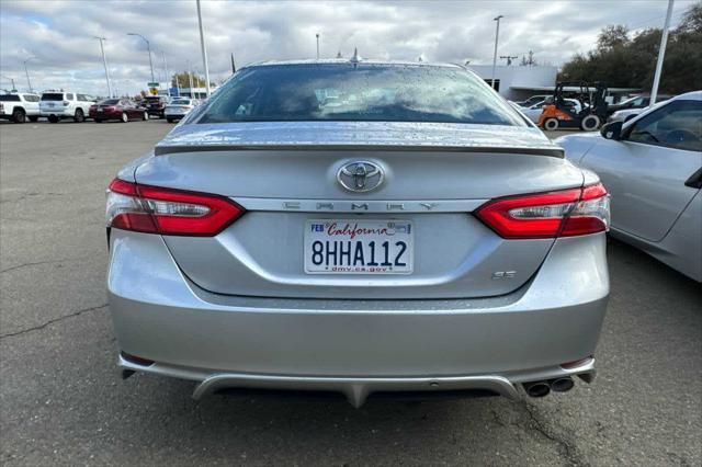 2019 toyota camry l
