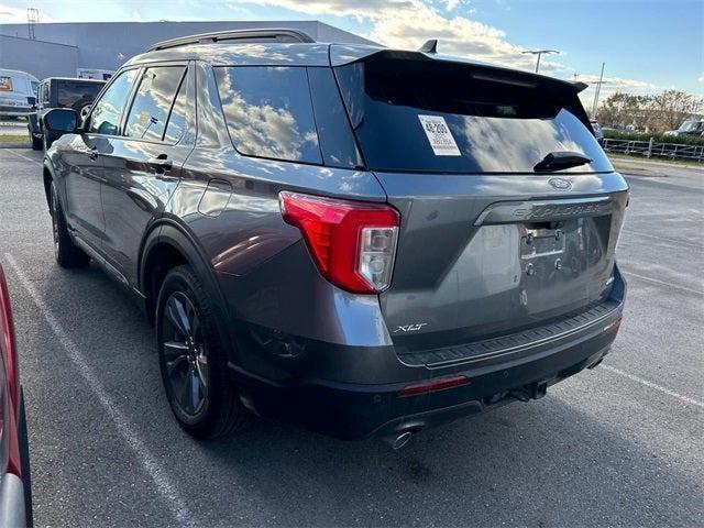 2021 ford explorer xlt