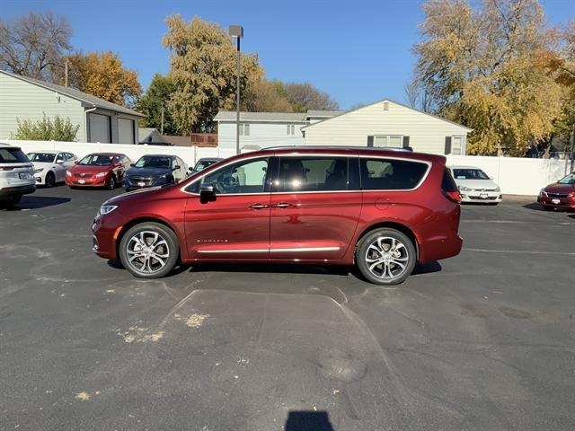 2023 chrysler pacifica l