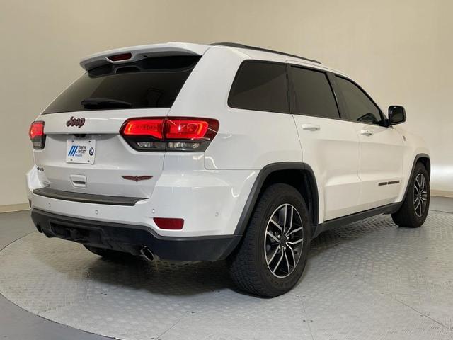 2019 jeep grand cherokee trailhawk