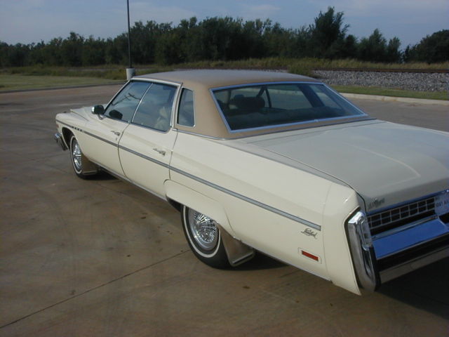 1976 buick park avenue limited 1 family owner--60,550 miles--like new