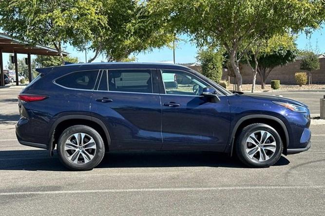 used 2020 toyota highlander xle awd