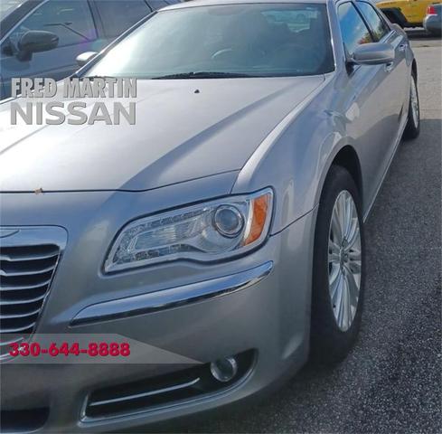 2014 chrysler 300 base