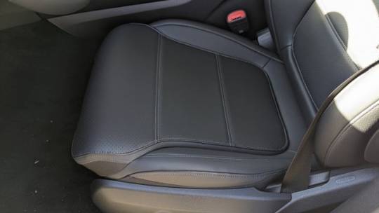 2025 Mercedes-Benz GLC