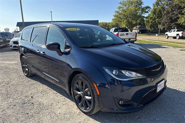 2018 chrysler pacifica touring plus