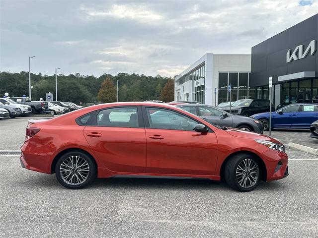 2024 kia forte gt-line