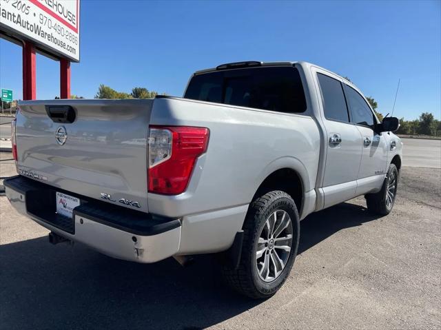 2017 nissan titan sl