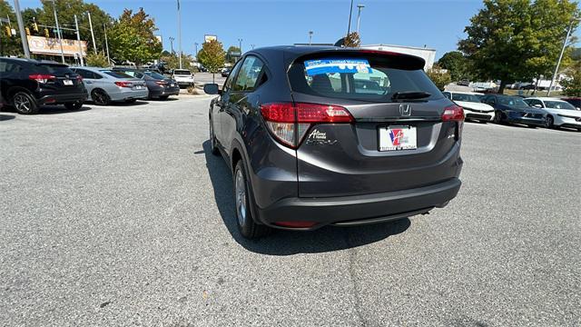 2022 honda hr-v lx