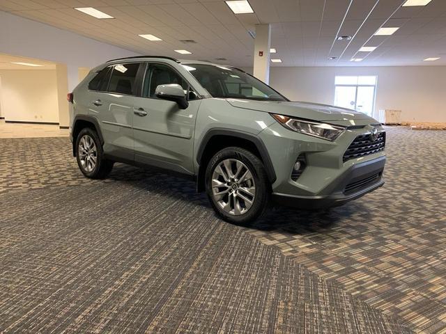 2021 toyota rav4 xle premium