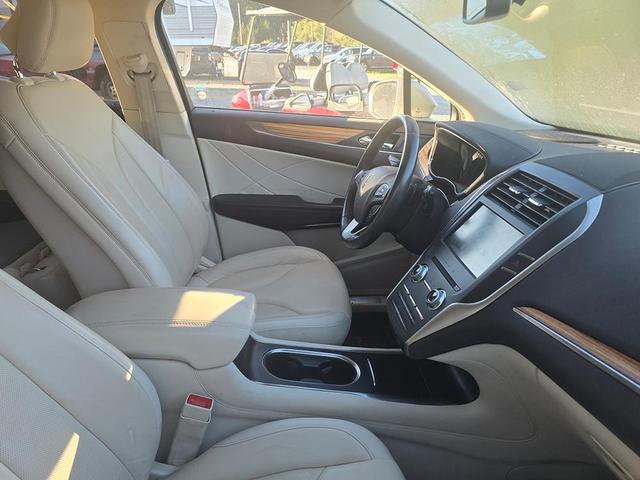 2015 lincoln mkc base