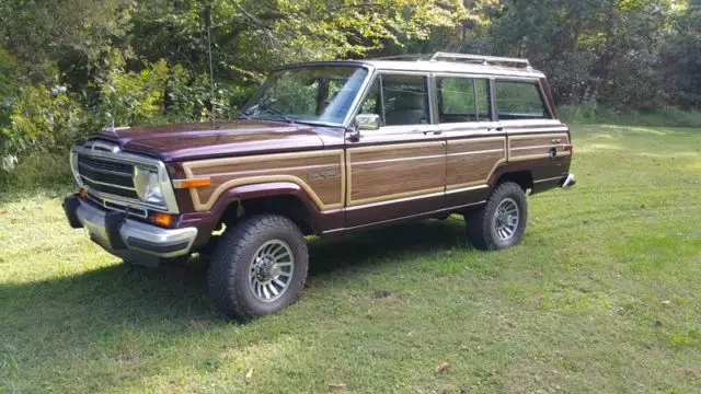 1987 jeep grand wagoneer, solid driver, no rust