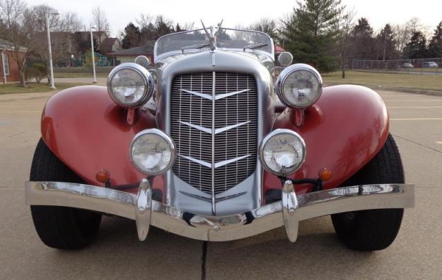 1936 auburn boat tail speedster 13,639 miles silver/burgandy 406 c.i. automati
