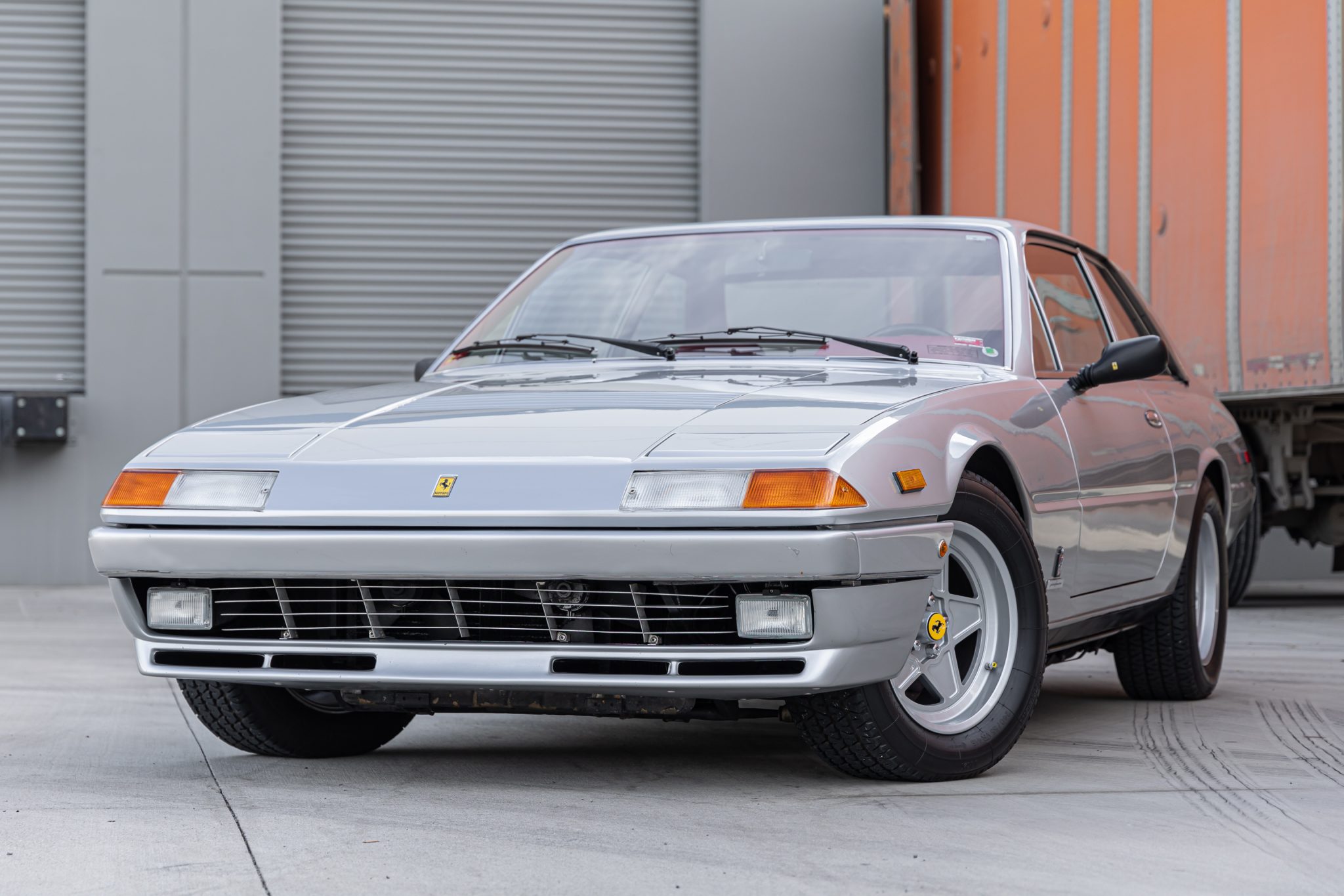 1984 ferrari 400i