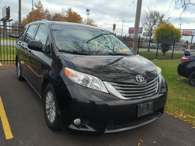 2014 toyota sienna xle