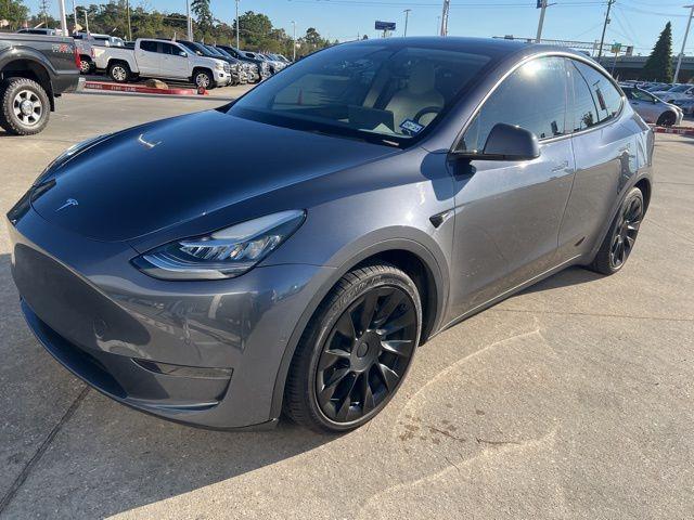 2022 tesla model y long range