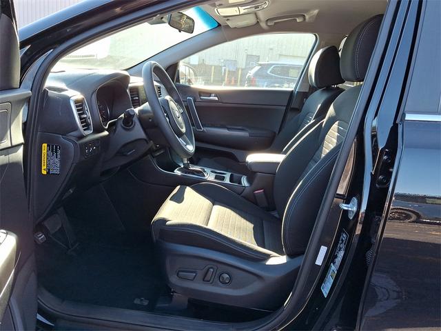 2022 kia sportage lx
