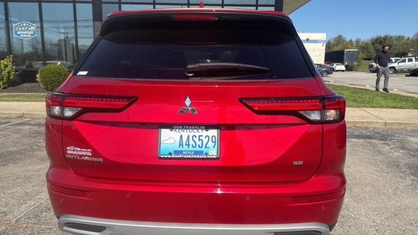 2022 mitsubishi outlander se