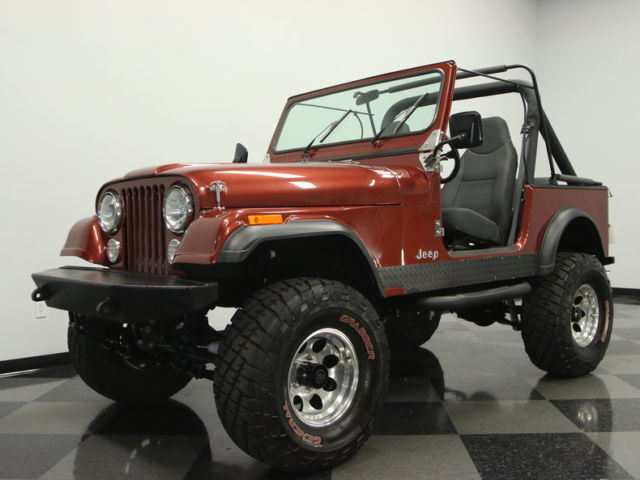 built 350 chevy v8, auto, fresh restoration, 4" lift, gorgeous paint, super nice