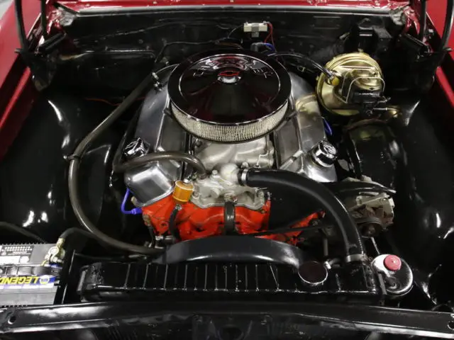 true 138 ss, 396 v8, 4 spd, frnt pwr discs, very clean, gr8 paint, nice int, a+!