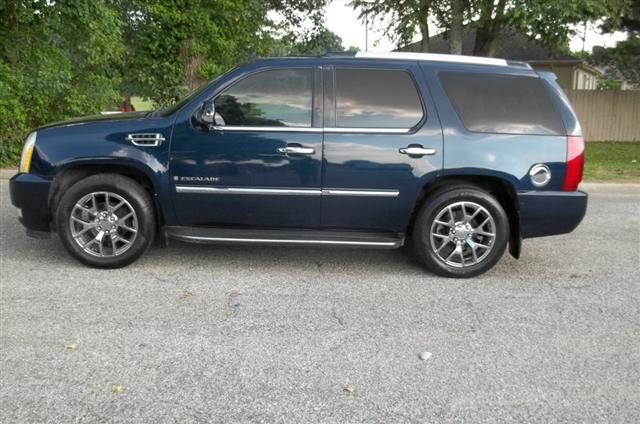 2007 cadillac escalade base