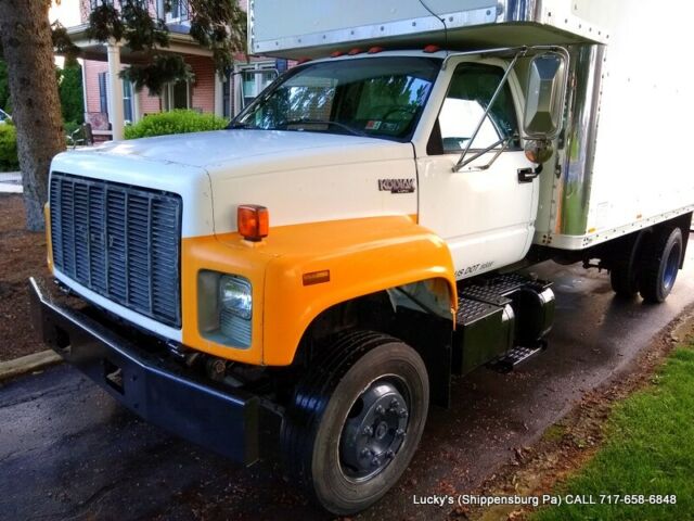 chevy kodiak lopro box truck moving 8'x14' cargo uhaul ramp cat diesel automatic
