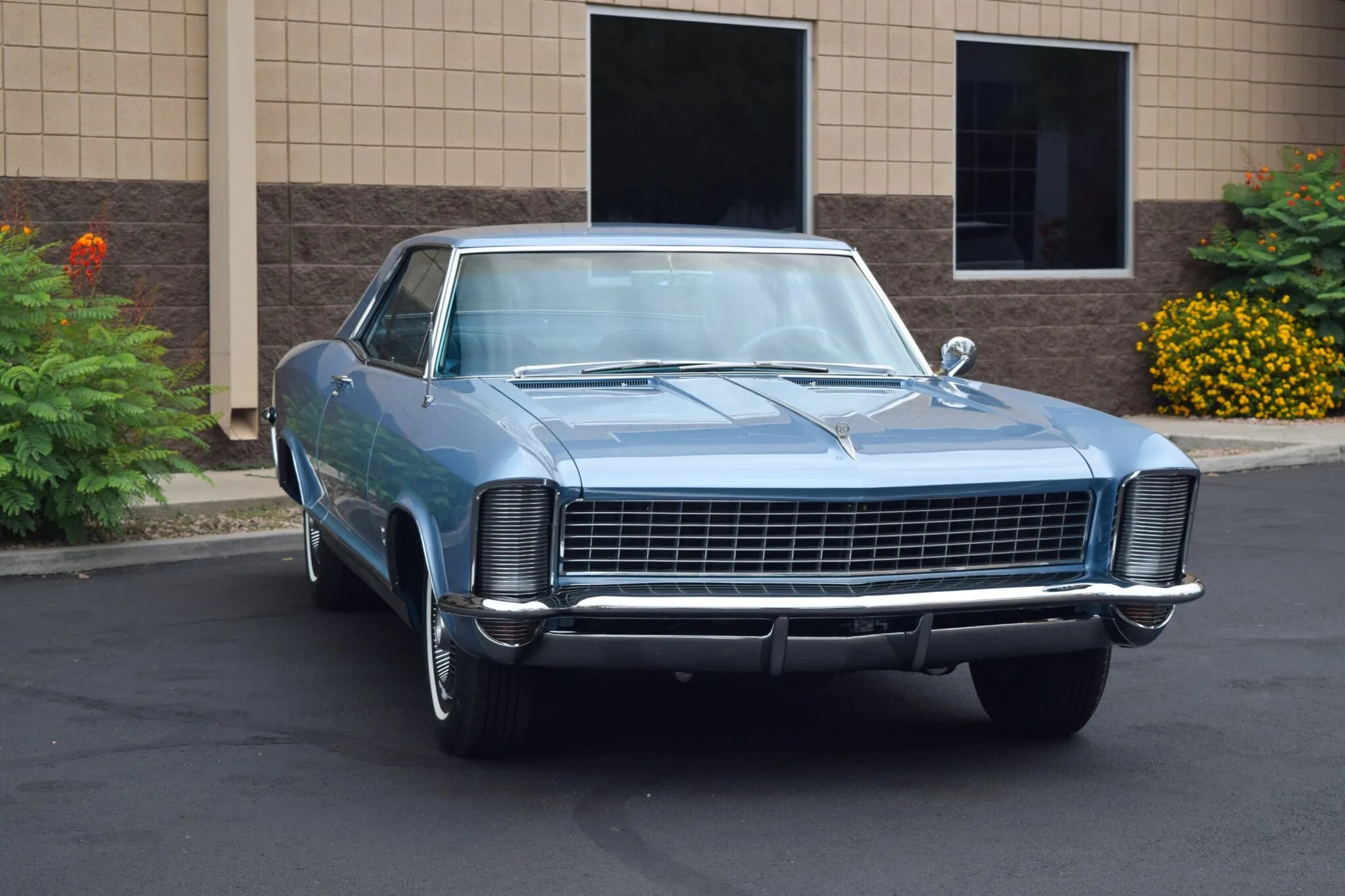 buick riviera gs